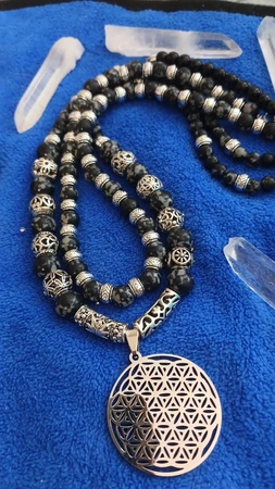 תליון פרח החיים וחרוזי אובסידיאן (שרשרת ארוכה)